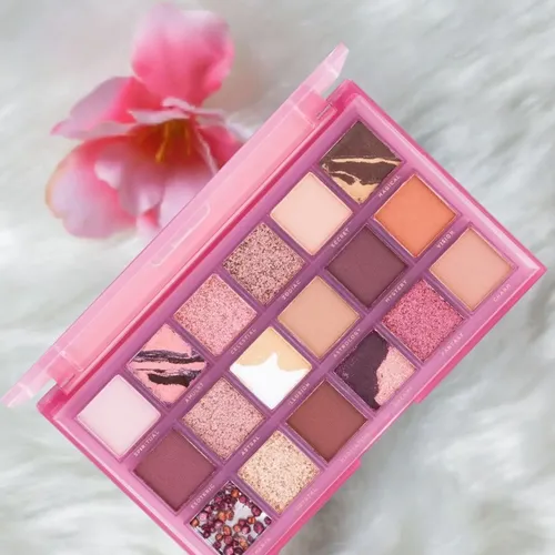 Paleta De Sombras De Ojos Mystic Glow Ruby Rose