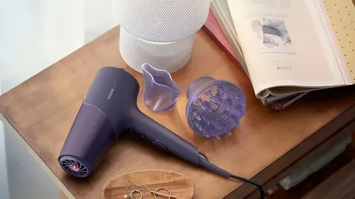 Secador De Pelo Philips Thermoshield Bhd514/00 2300w, Ionico, Golpe de Aire Frio, Boquilla Delgada y Difusor, Violeta Morado/metálico