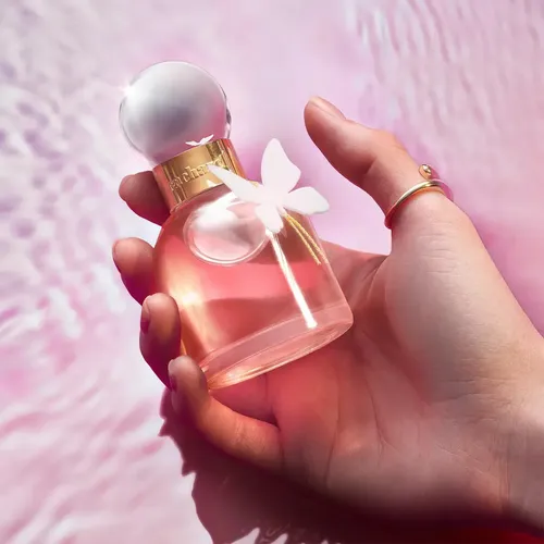 Set de Perfume Cacharel Ella Ella para Mujer con Body Lotion y Mini Eau de Parfum