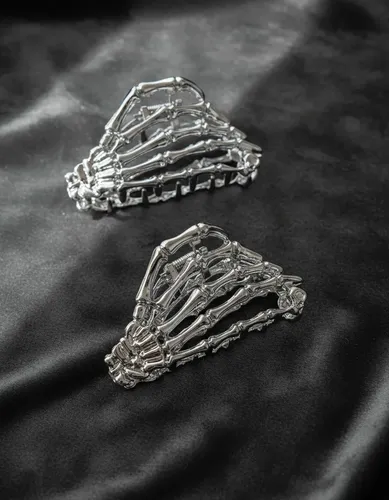 Broche De Pelo Hebilla Mano Esqueleto Huesos En Metal Cromo