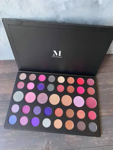 Paleta 39 sombras Morphe 39S Such A Gem mate y brillo