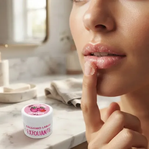 Scrub Hidratante De Labios Frutilla Tyl Lip Scrub 18g
