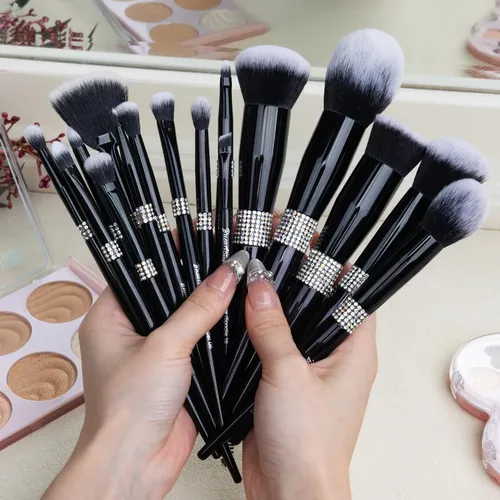 Brochas De Maquillaje Bueart Design 16 Unidades Con Soporte