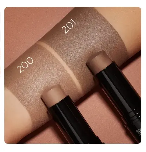 Kiko Milano Sculpting Touch contorno en barra – tono 201 chocolate