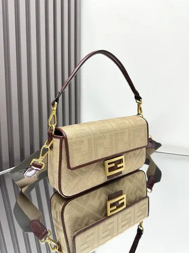 (tienda Oficial De Ee. Uu.) Bolsa De Maquillaje De Regalo Po
