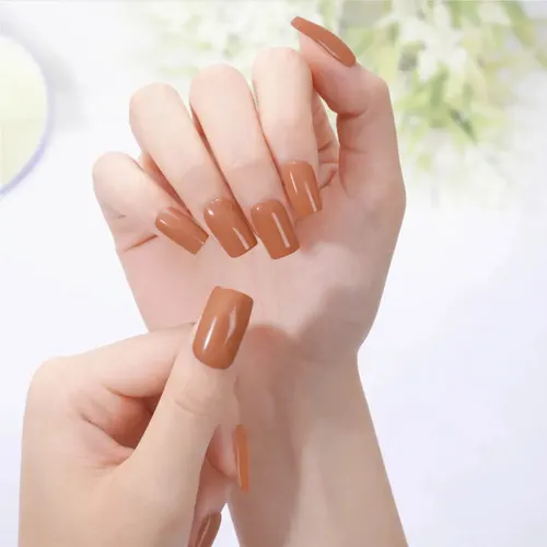 Tiras De Uñas de Gel Premium 22u Autoadhesivas – No Necesitan Lámpara Uv – Marron Terracota