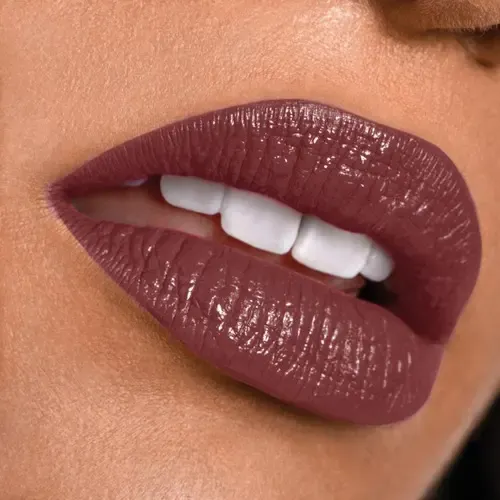 Labial Maybelline 24 Color Super Stay color unlimited raisin brillante