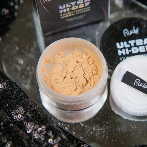 Ultra HD Studio Finishing Mineral Powder natural Rude Cosmetics
