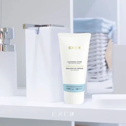 Emulsión De Limpieza Con Vitamina E Exel Pomo Anti-oxidante Tipo de piel Todo tipo de piel