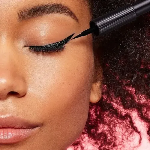 Delineador Infallible 24h Matte Liquid Negro Mate