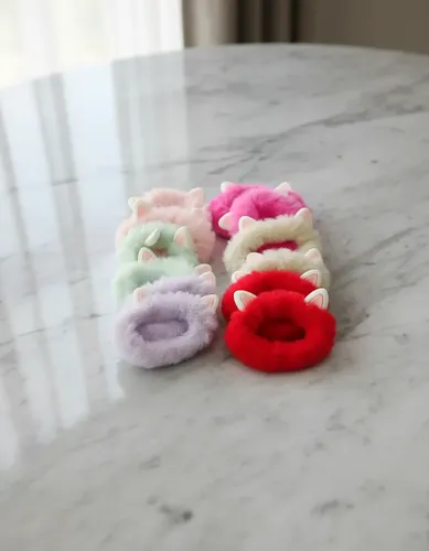 Pack X12 Colitas De Pelo Peluche Orejitas Colores Surtidos