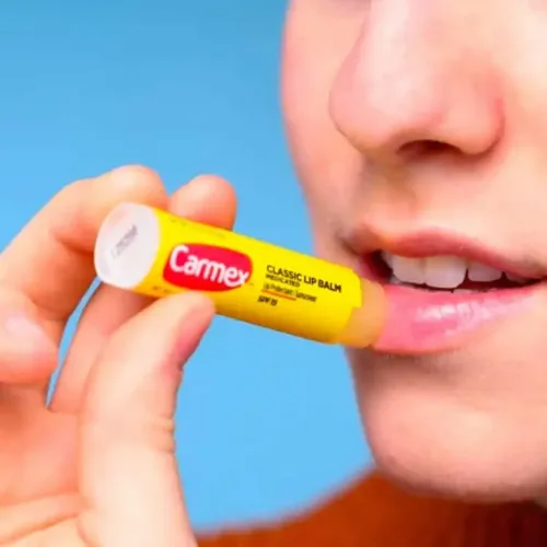 Carmex Protector Labial Sabor Frutilla 4,25g