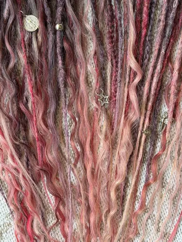 50 Dreads Rastas Mix De Y Se Rosa Berry 55 Cm Artesanales