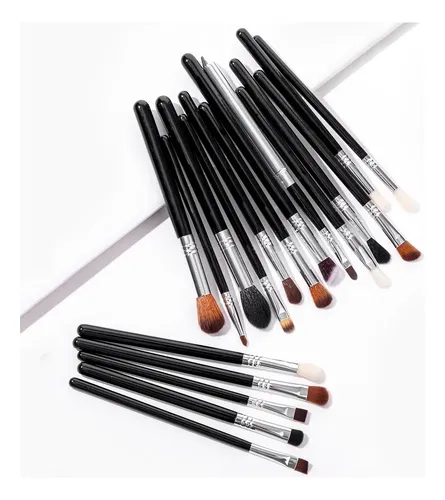 Set De 19 Pinceles Para Ojos En Color Negro