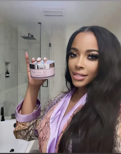 Mascarilla Capilar Tayloani Infinigrowth Para Cabello Seco Y