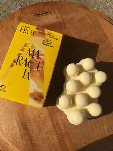 Jabon De Tocador Masajeador Ekos Maracuya Natura 100g