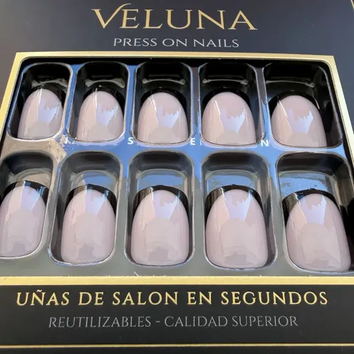 Uñas Postizas Press On Francesitas Reutilizable Veluna – Francesita Cuadrada Linea Negra