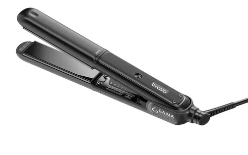 Plancha Gama Bravo Led Titanium 250° Ideal Para Químicos Con Cable Giratorio En Beauty Supply De Color Negro
