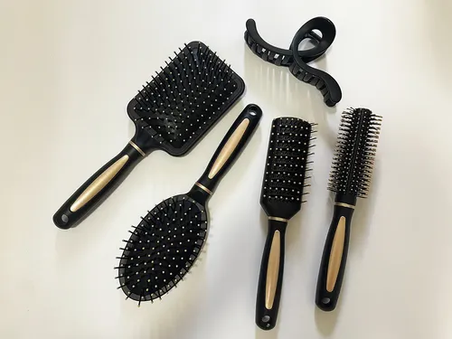 A Cepillo For Cabello, Peine Y Masaje Con Bolsa Y Aire .