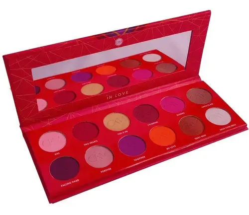 Ckm- Paleta De Sombras- In Love