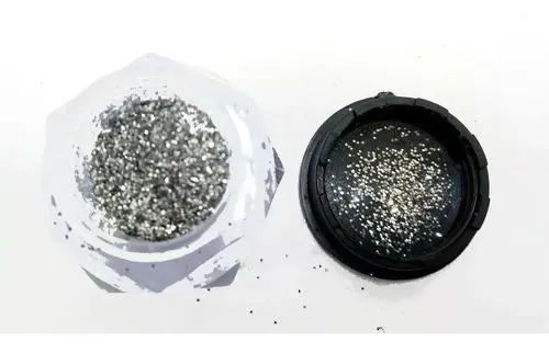 Sombras Por 4 Frasquitos Con Glitter Plata Labios Uñas Promo