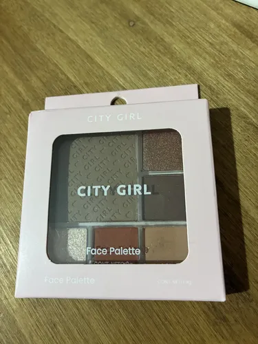 Paleta De Rostro Contorno Y Sombra City Girl