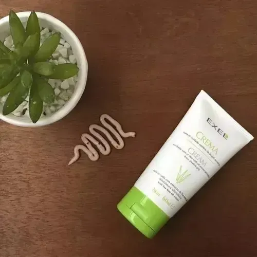 Crema Facial Exel Piel Grasa Acne Con Tea Tree Oil X 60ml.