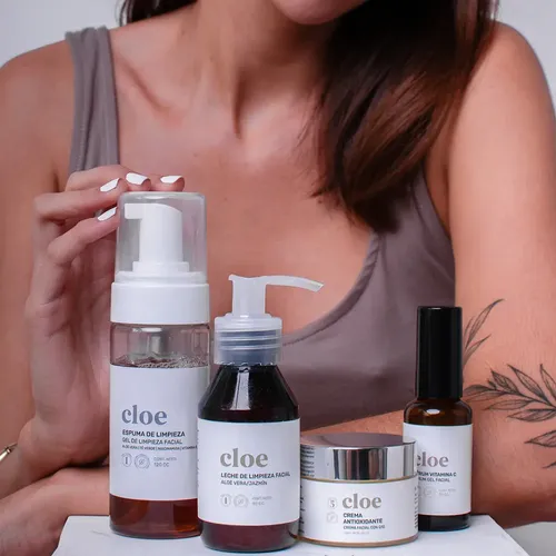 Espuma Limpiadora Facial Niacinamida Vit E Vegano Cloe 120cc Momento De Aplicación Día/noche Tipo De Piel Todo Tipo De Piel