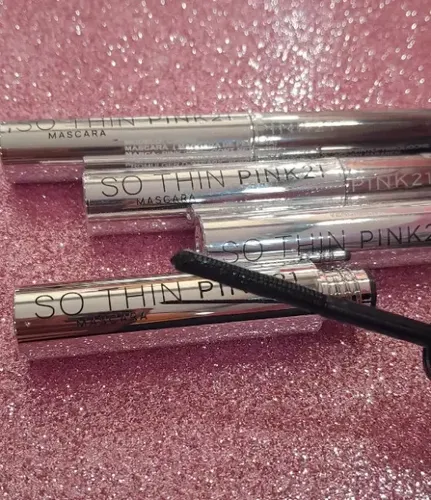 Mascara Pestañas So Thin Aplicador Extrafino Pink21 Alarga Negro