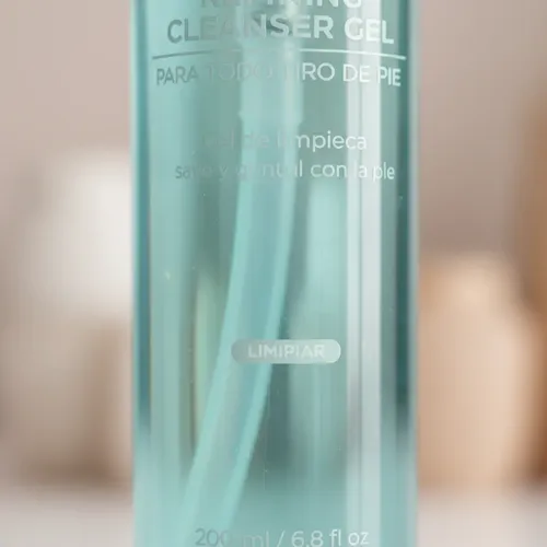 Gel Limpiador Facial Suave Refining 200ml Gb Laboratorio