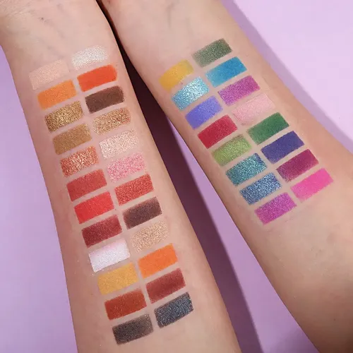 Paleta de Sombras Ucanbe Fantasy de 40 Tonos Velvet Impermeable Hipoalergénica
