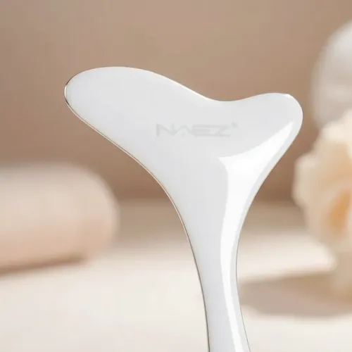 Gua Sha Metálica Y/o Plantilla De Eyeliner/ Delineado Naez
