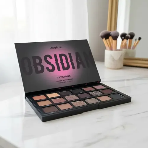 Paleta De Sombras De Ojos Precious Obsidian De Ruby Rose