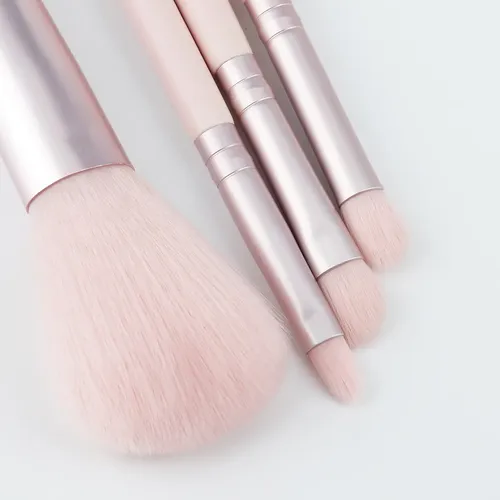 Set De 4 Pinceles De Maquillaje