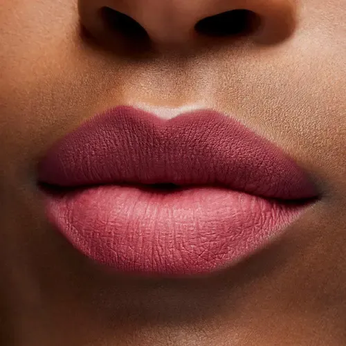 Mac Labial Líquido Locked Kiss Ink Color Coral Oscuro