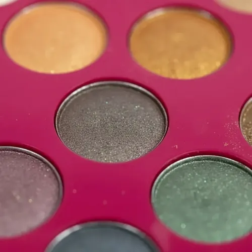 Sombra Ojos Brillante Tono 02 Paleta Corazon 12 Tonos Maquillaje Rostro Veoquiero