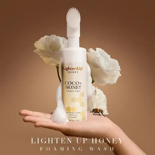 Jabón Con Cepillo Exfoliante Espumoso Lightenup Honey Coco