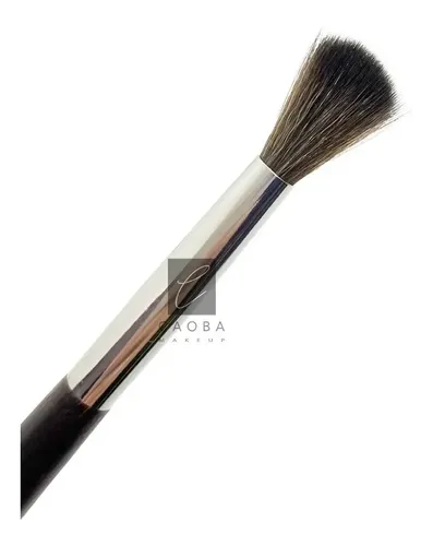 Brocha Individual Uniforme Para Difuminar Sombra Caobamakeup