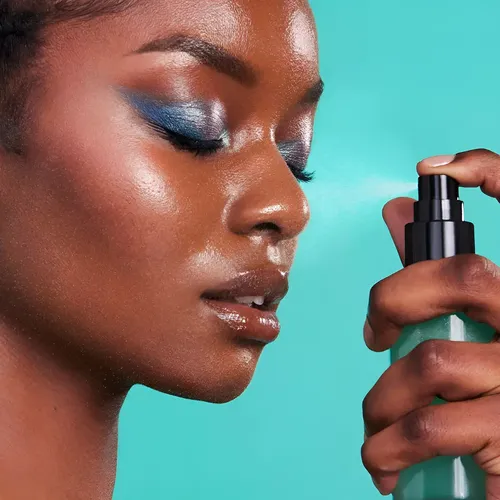 Fijador Maquillaje E.L.F. Cosmetics Power Grip Dewy Spray 80ml Larga Duración
