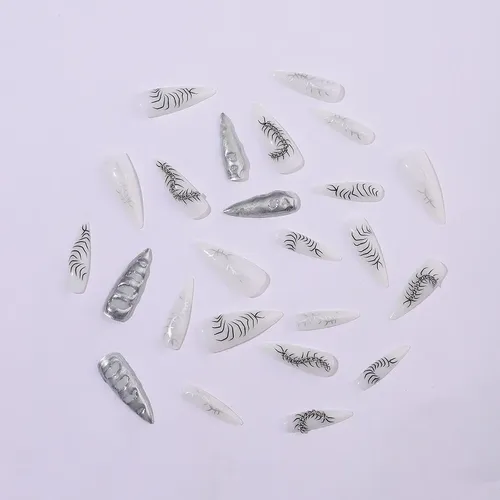 Uñas Postizas Oscuras Y Frescas De Estilo Europeo Y