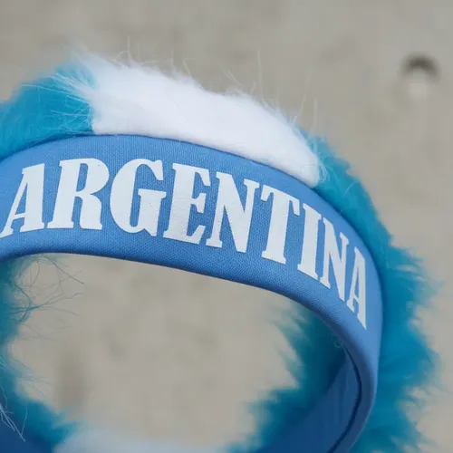 Vincha Peluca Pelos Parados Argentina Mundial Cotillon