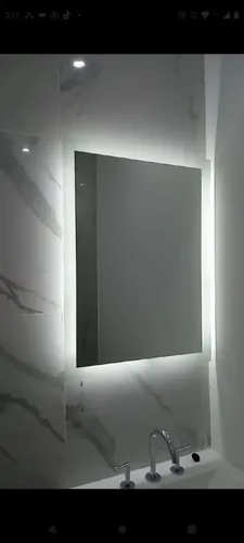 Espejo Con Luz Led 80 X 60 Cm Para Baño. Con Guarda Esmerila