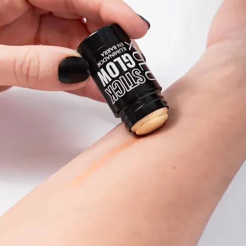 Iluminador En Barra Stick Glow Xulu Lanzamiento Tono Del Maquillaje Daylight – Nro 1