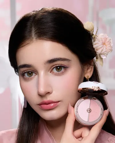 Butterfly Cloud Collar Rouge Box Duo Iluminador Y Rubor
