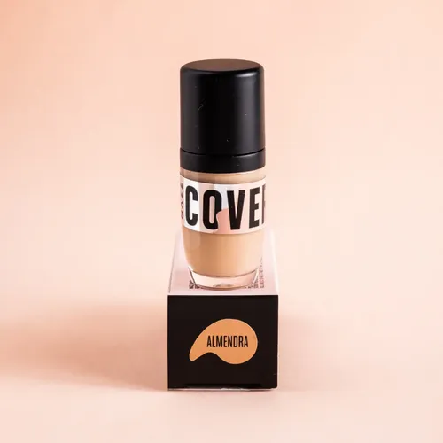 Corrector Liquido De Ojeras Mazz Cover Tono Almendra Oscuro