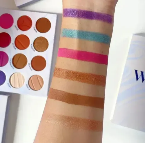 Paleta 16 Sombras Mixtas Ojos Winter Storm Ruby Rose Hb-f540 Color