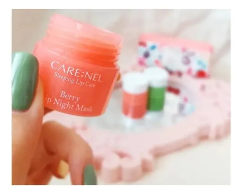 Carenel Sleeping Lip Night Care Berry 8gr