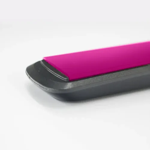 Planchita De Pelo Ultracomb Ruby Ap-4401 Negra Y Fucsia