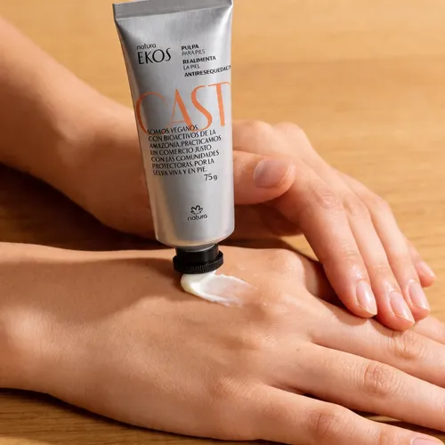 Crema Hidratante Natura Ekos Castaña