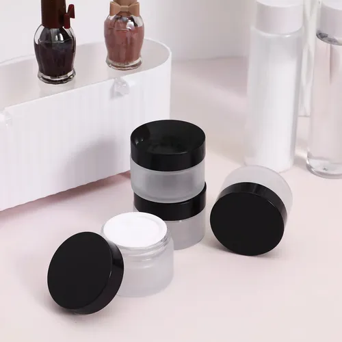 4 Envases Pequeños Con Tapa Para Exfoliante Corporal